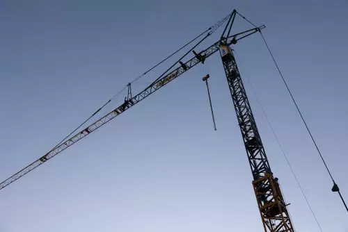 Kran im Einsatz - 1 von 3